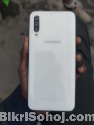 Samsung A50